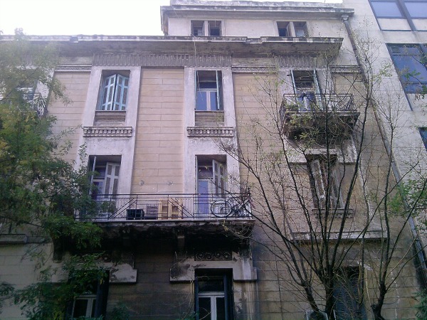 RENOVATION OF LISTED BUILDING ON DERIGNI 1 AND MAVROMATEON ST., ATHENS